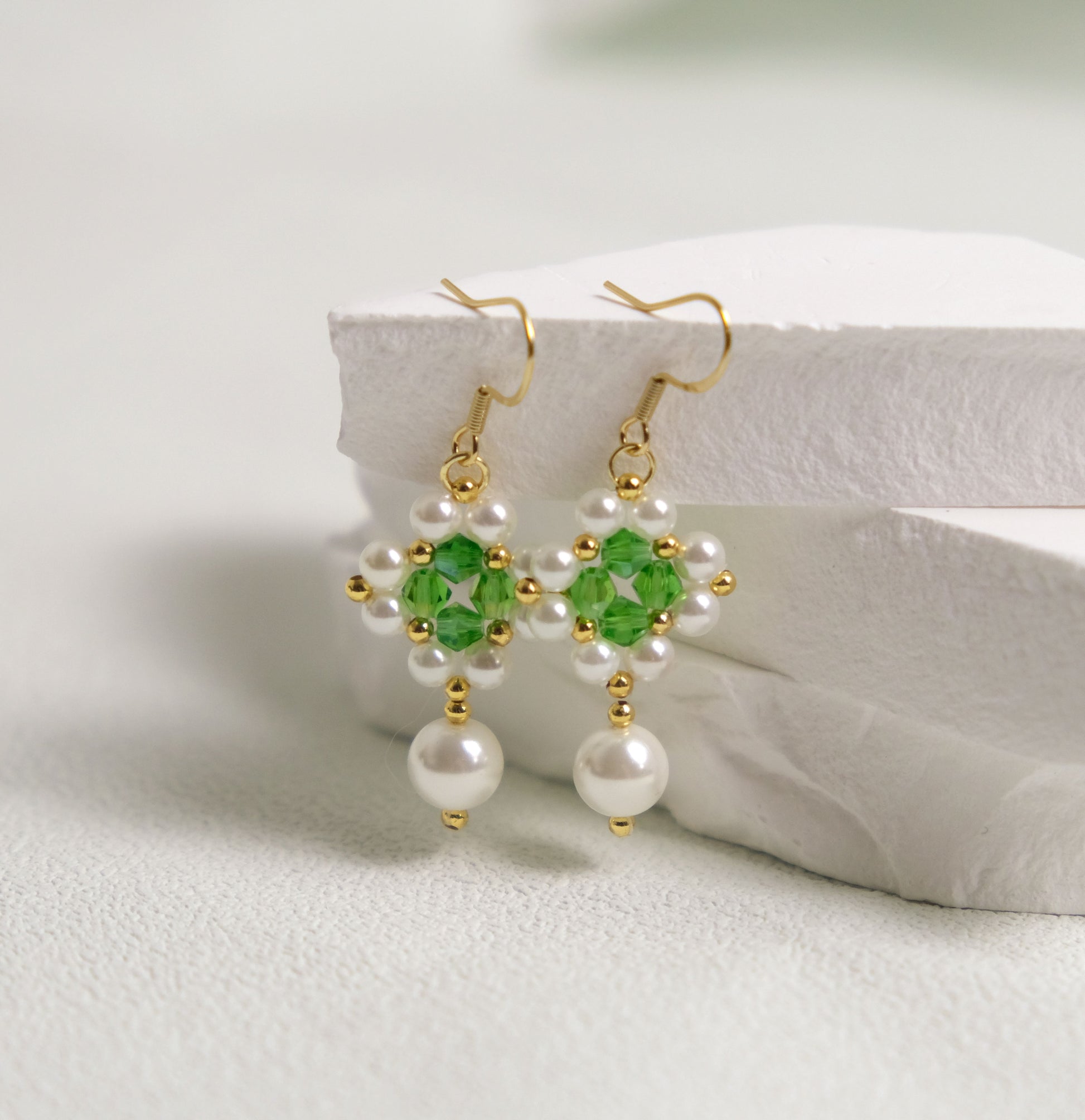 Beaded clover earrings